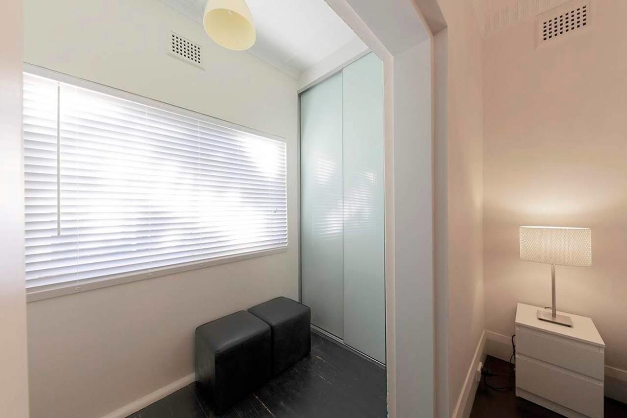 Apartment Bondi Beach Prime 1 Bedroom + Sunroom *